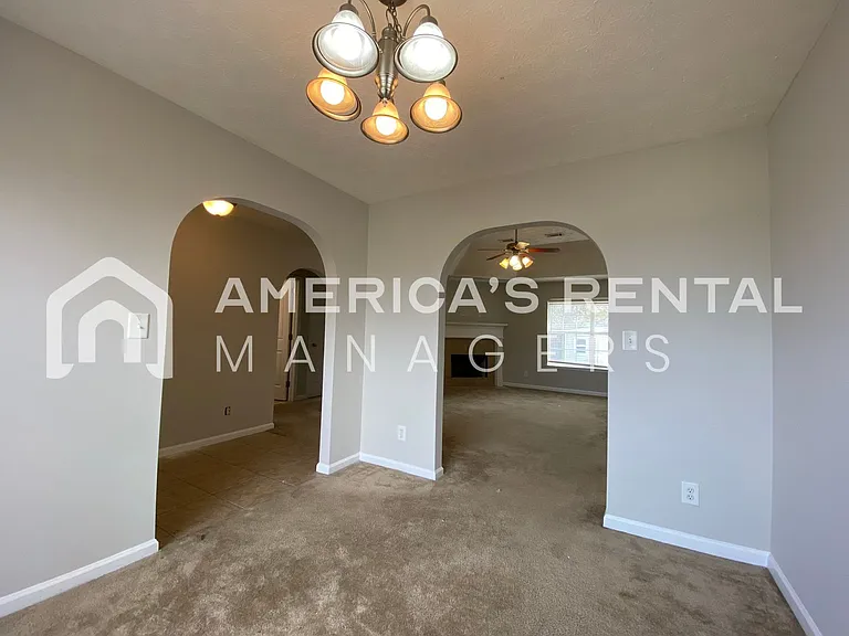 5773 Hammermill Loop — Photo 8