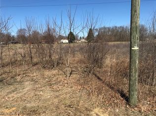 37th St SW, Canton, OH 44706