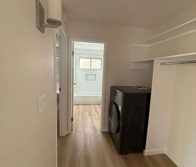 290 Lee Street — Photo 8