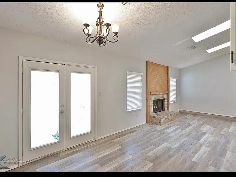 6001 Michael Ct — Photo 3