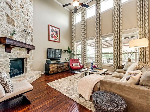 4th image of 6979 Sea Harbor Dr