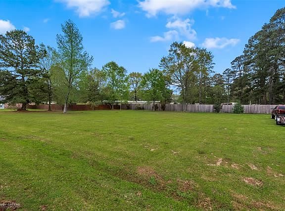 3rd image of 154 Christina Ln