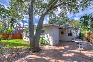 113 W Davis Blvd — Photo 16