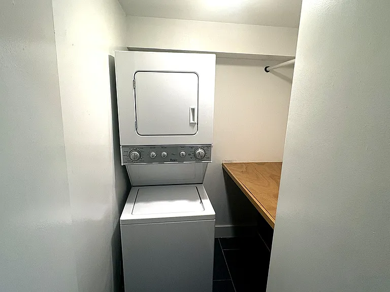 40 Medford St #1A — Photo 12