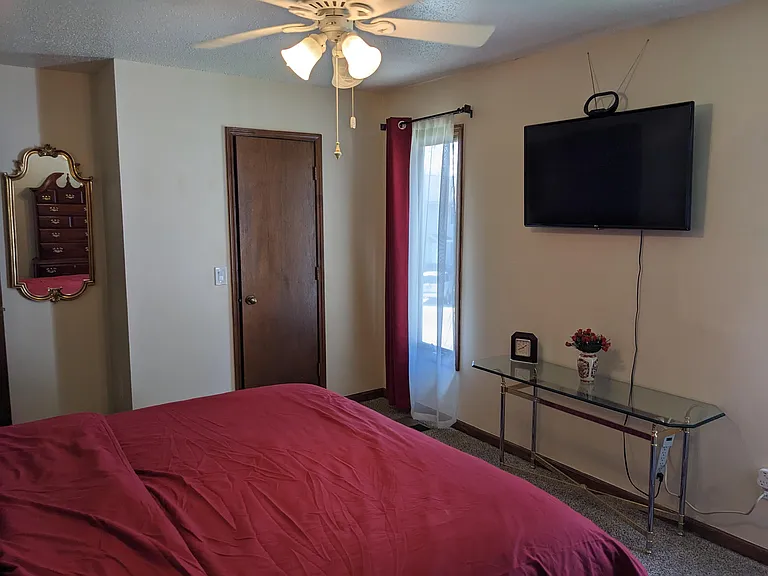 9001 Mahogany Row SE #B — Photo 11