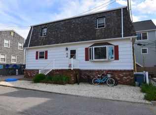 25 E Colony Rd, Lavallette, NJ 08735