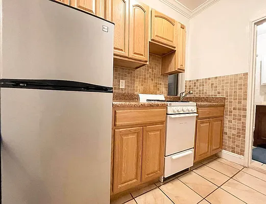 Rented by DALLAL | media 6