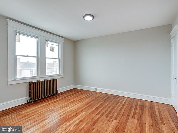 5th image of 4264 Neilson St