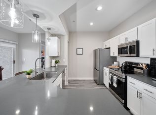 13700 N Fountain Hills Blvd APT 304, Fountain Hills, AZ 85268