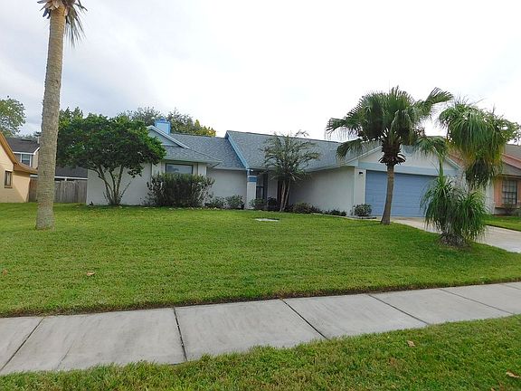 2nd image of 1016 Weaver Dr