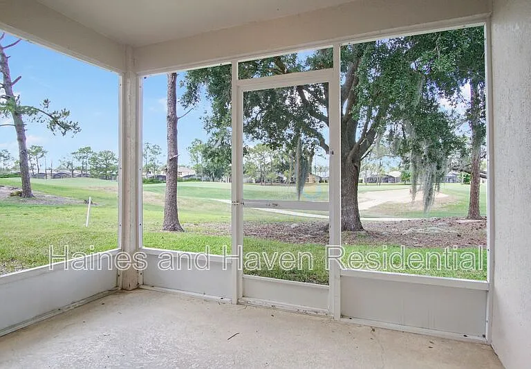 2492 Saint Augustine Blvd — Photo 24