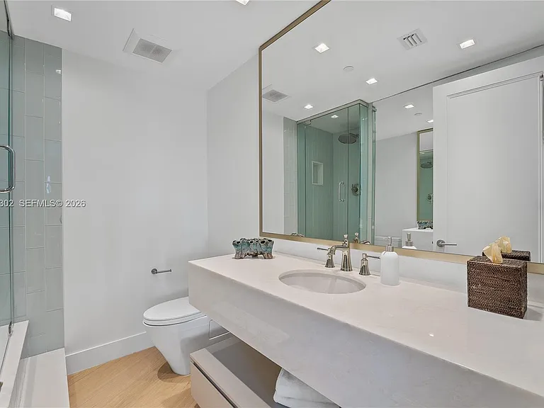 5242 Fisher Island Dr #5242 — Photo 54
