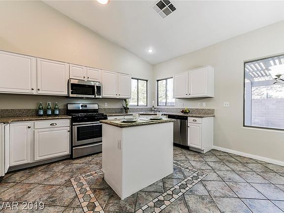 5th image of 9012 Galena Crossing St