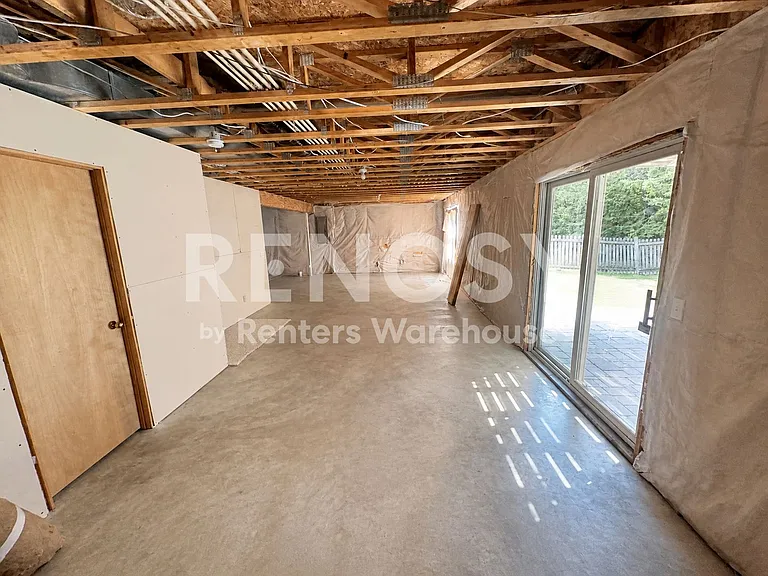 17505 48th Pl N — Photo 28