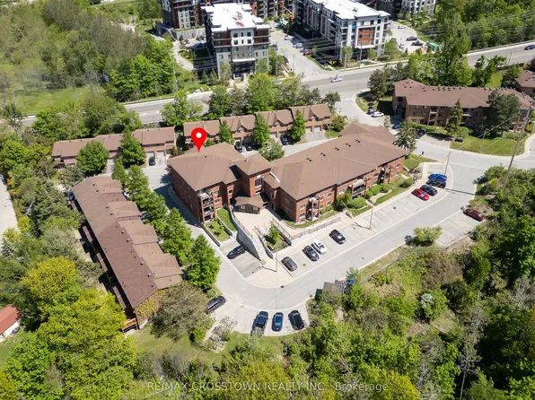 1 Quail Cres #303, Barrie, ON L4N 6W9