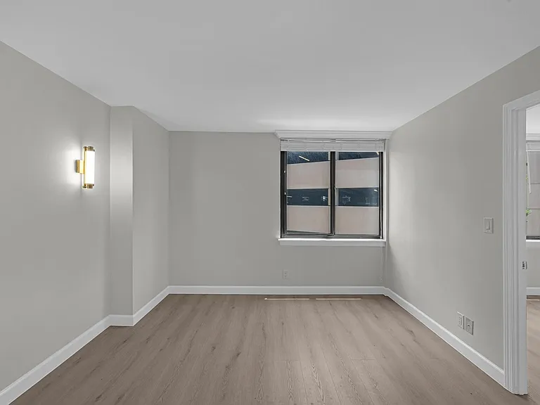 3525 Sage Rd #304 — Photo 19