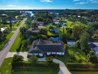 661 E Valley Dr, Bonita Springs, FL, 34134