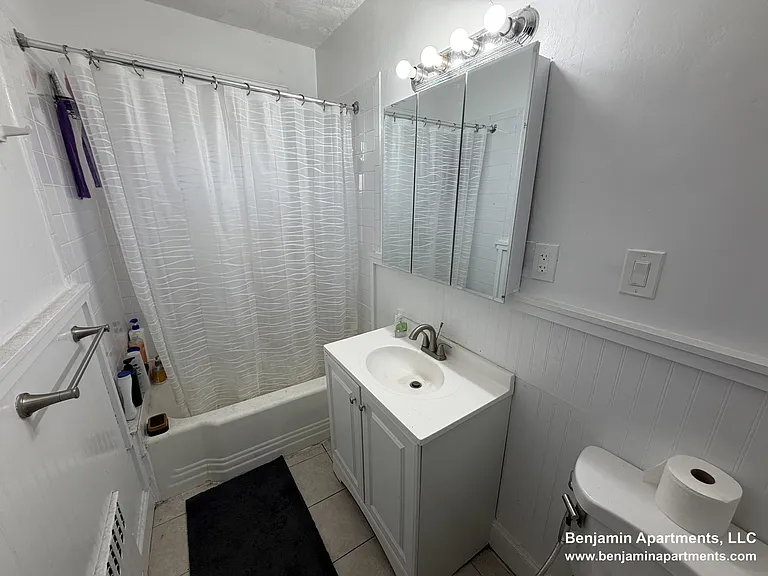 23 Moraine St #1 — Photo 20