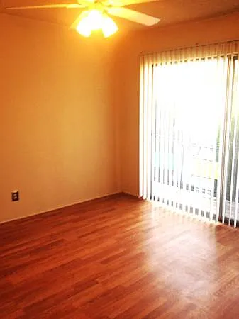 1120 San Rafael Ave #G — Photo 11