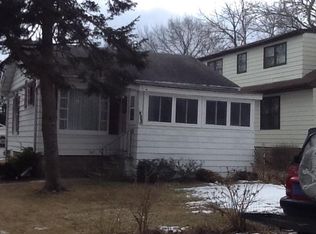 713 15th Pl, Kenosha, WI 53140