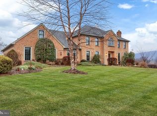 5615 Pinehurst Way, Mechanicsburg, PA 17050