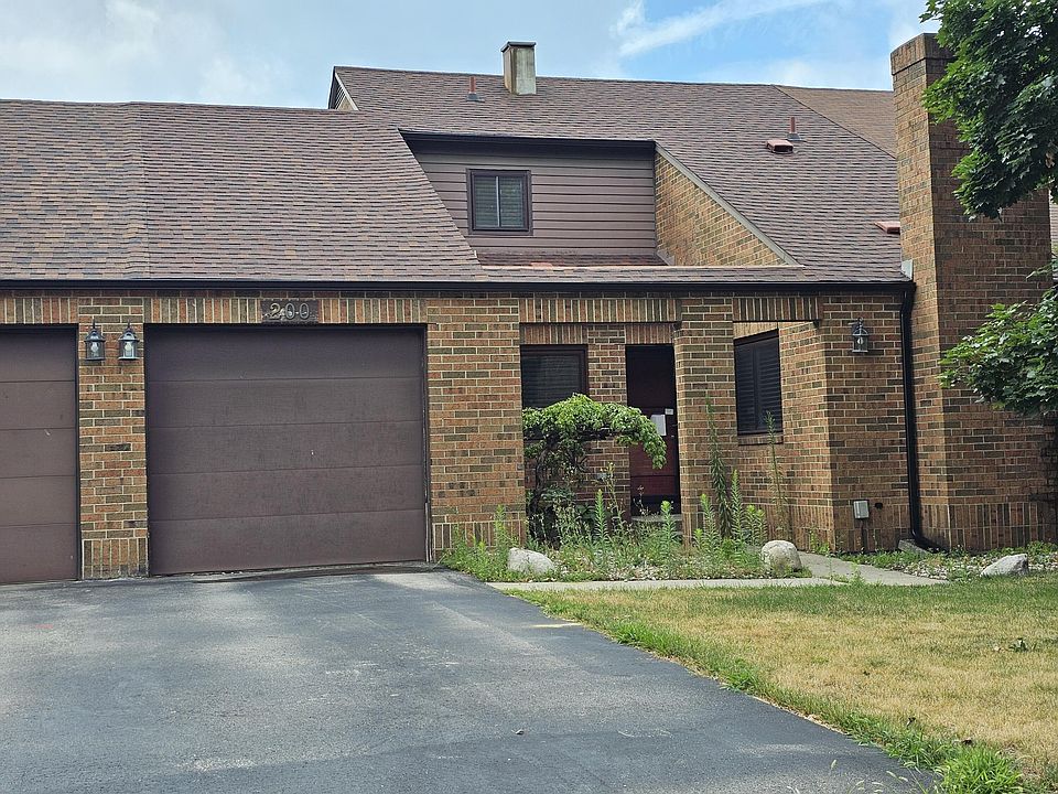 1st image of 200 Heritage Commons St SE