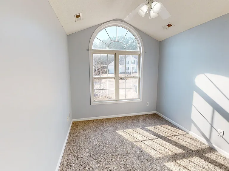 4309 Colville Ct — Photo 12