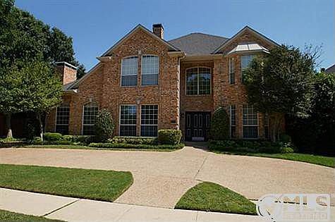 2nd image of 6320 Woodway Ln