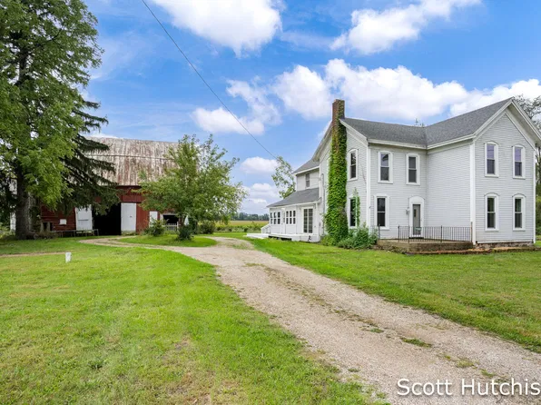7265 W Carson City Rd, Greenville, MI 48838