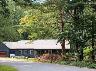 22 Rock N Pines Rd, Fremont, NH 03044