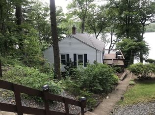 12 Forest Ct, Holland, MA 01521