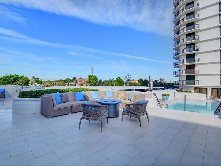 250 S Ocean Blvd #16C — Photo 57