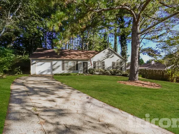 308 Knollwood Ln, Woodstock, GA 30188