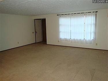 5th image of 4608 Ashland Ave
