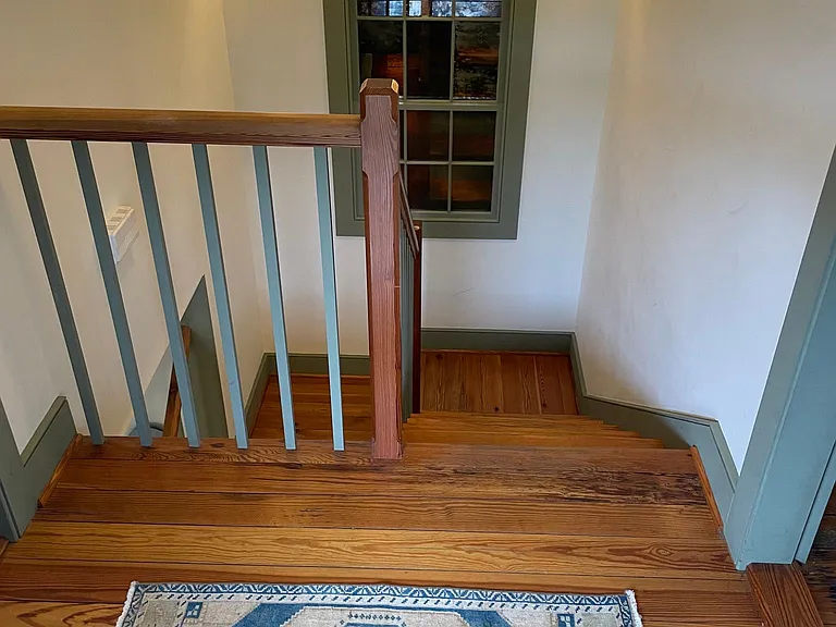 113 Line St — Photo 9