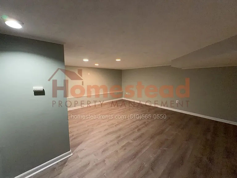 1340 Adair Rd — Photo 13