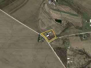 1967 Bloomington Rd, Marion, IA 52302