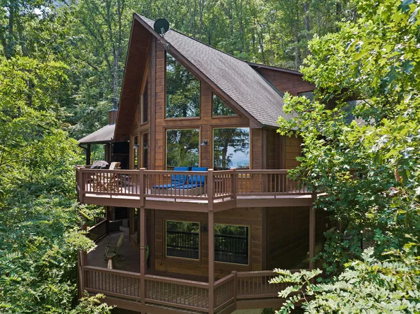 15 Paloma Dr, Blue Ridge, GA 30513