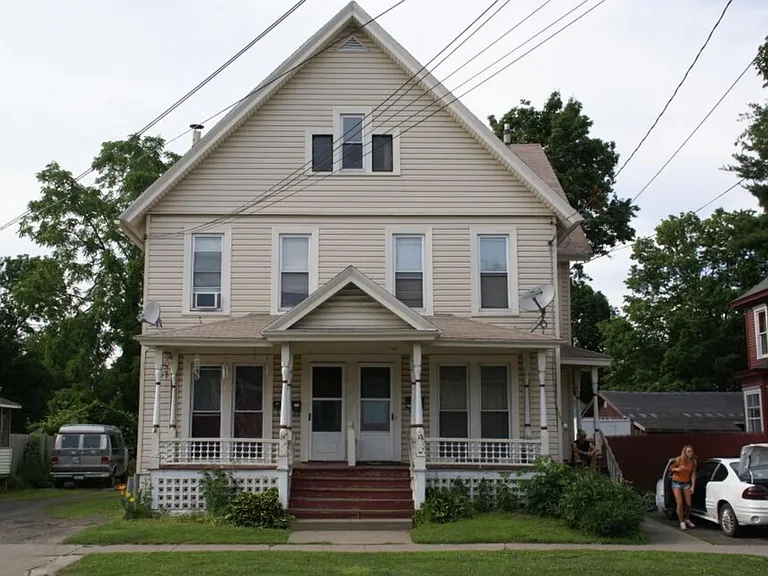 14 Elm St — Photo 1