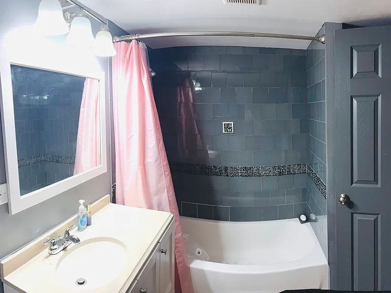 806 Powers Ave #A — Photo 11