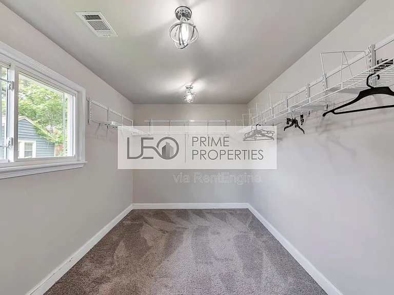 1745 Sylvan Rd SW — Photo 5