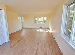 2 Chester St APT D, Cambridge, MA 02140