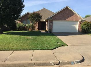 205 Willow St, Crowley, TX 76036