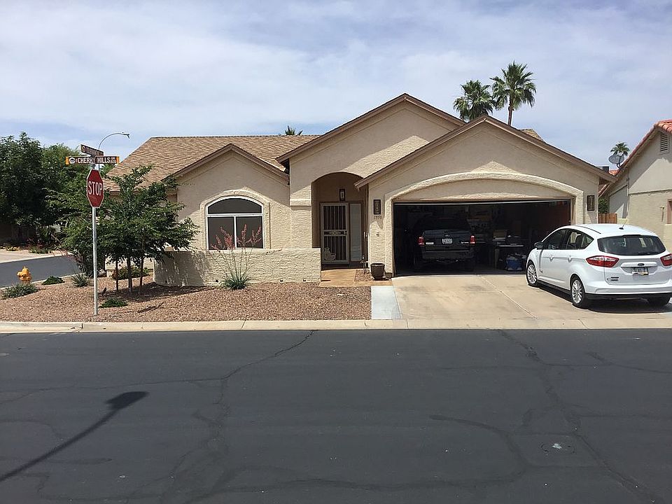 1st image of 1570 E Cherry Hills Dr