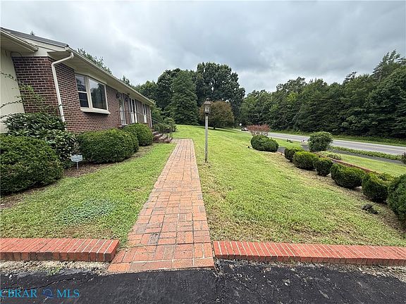 4th image of 4836 Blackstone Rd
