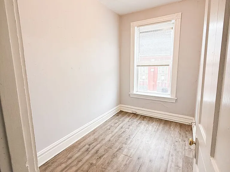 3259 Oregon Ave #B — Photo 2