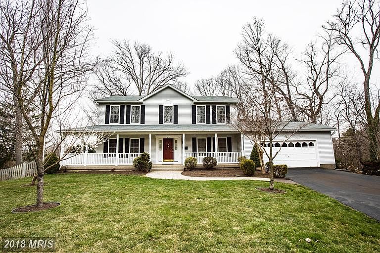 Custom Colonial with Gorgeous Landscaping