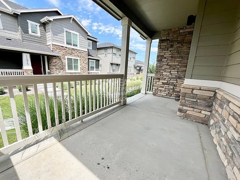 11909 Norfolk Ct — Photo 2