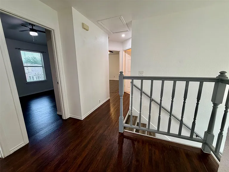 804 Tapestry Cv — Photo 28