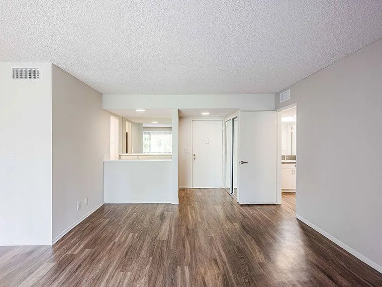 The Villas at Woodland Hills — Photo 43